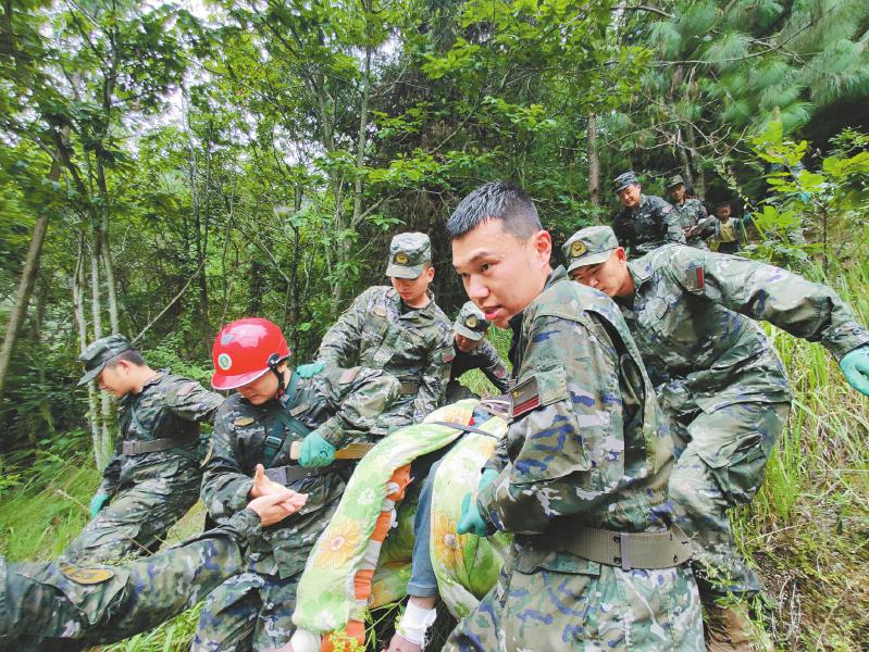9月6日，武警.jpg